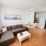Vega Conil Apartman *