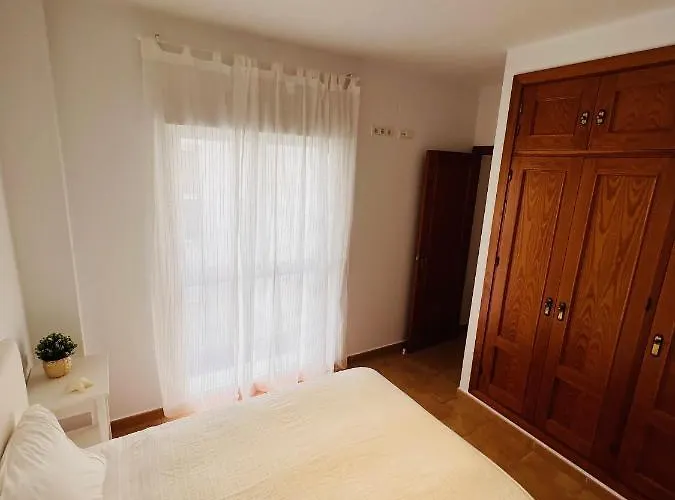 Vega Conil Apartman *